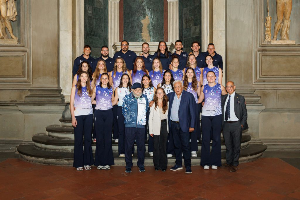 Firenze, 08-10-2026. Presentazione Il Bisonte Firenze da Menchetti in Piazza del Grano Lorenzo Innocenti/Foto Nucci
